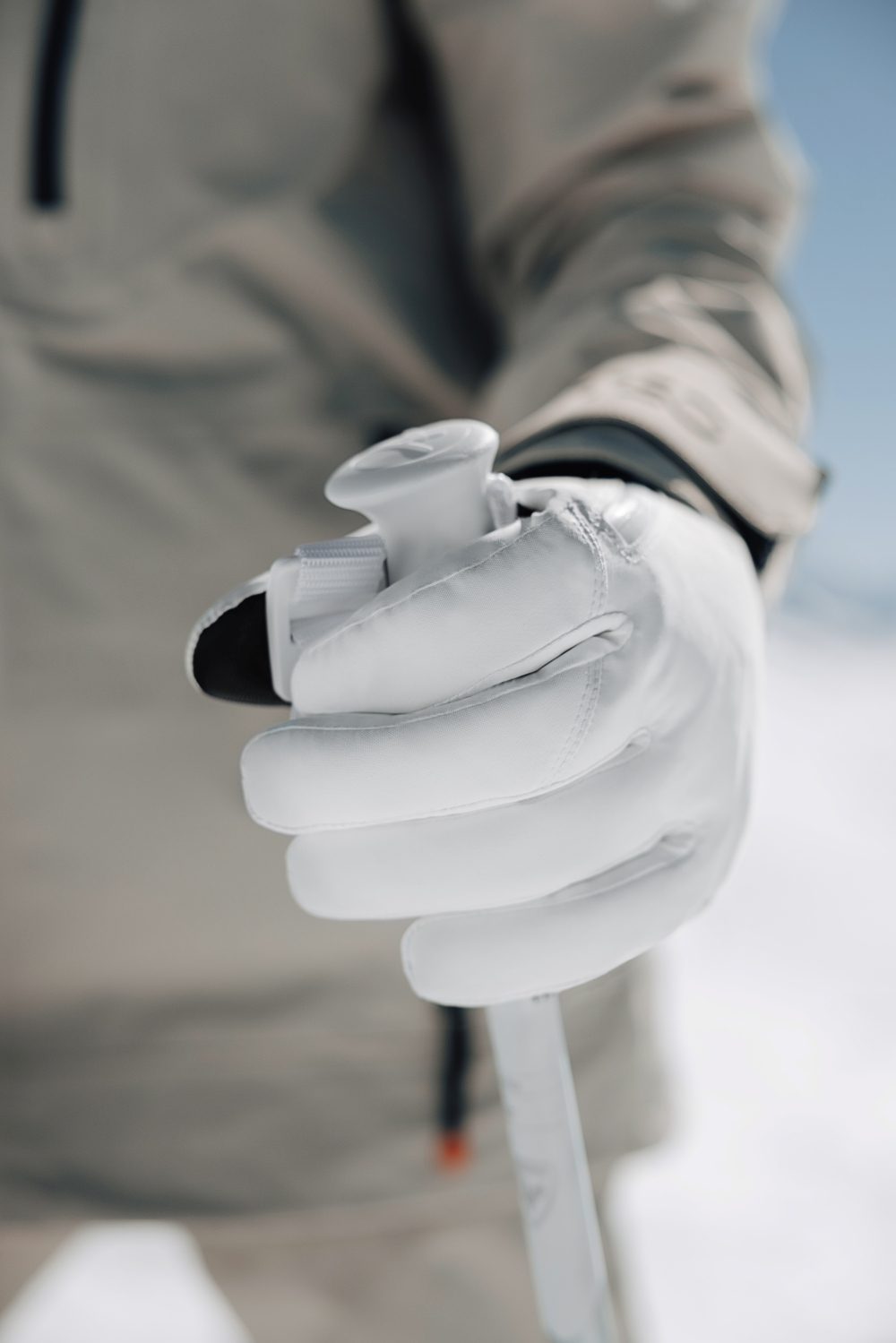 gants blancs ski